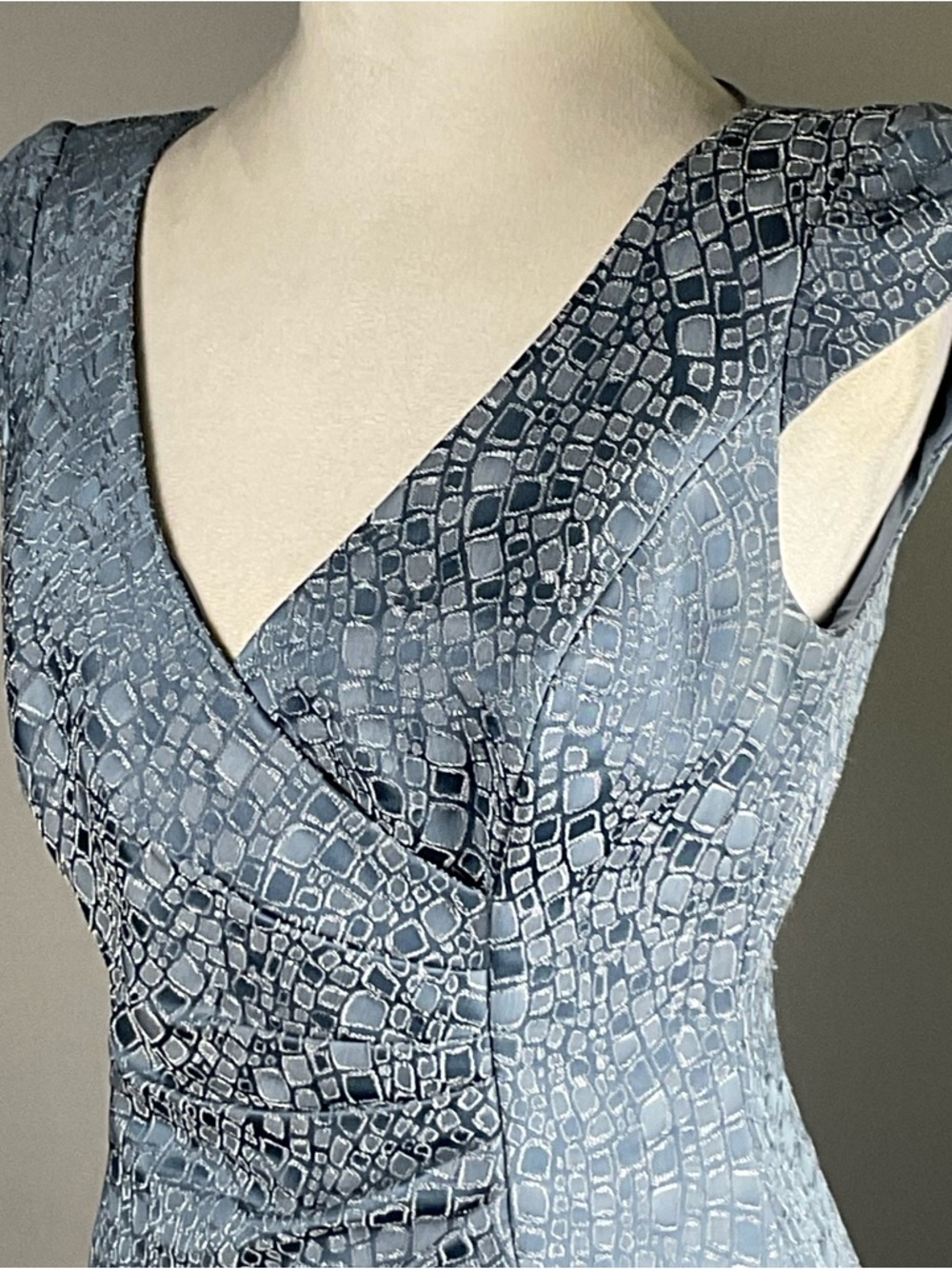 Wedding Guest Blue Sheath Dress Ruched Cocktail Size 4 Kay Unger Elegant - Picture 11 of 16